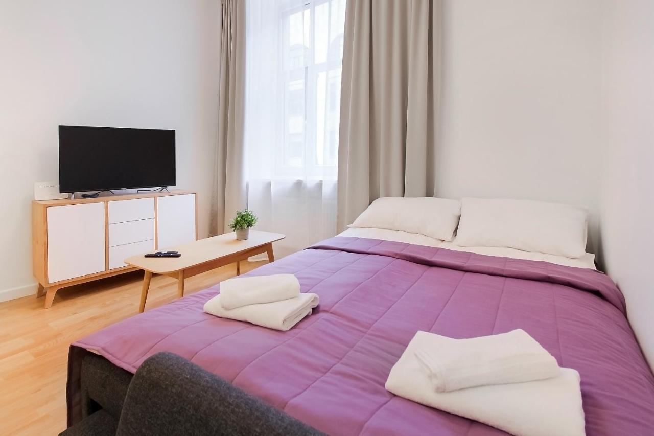 Residential Barona Apartments In Riga Centre Ngoại thất bức ảnh