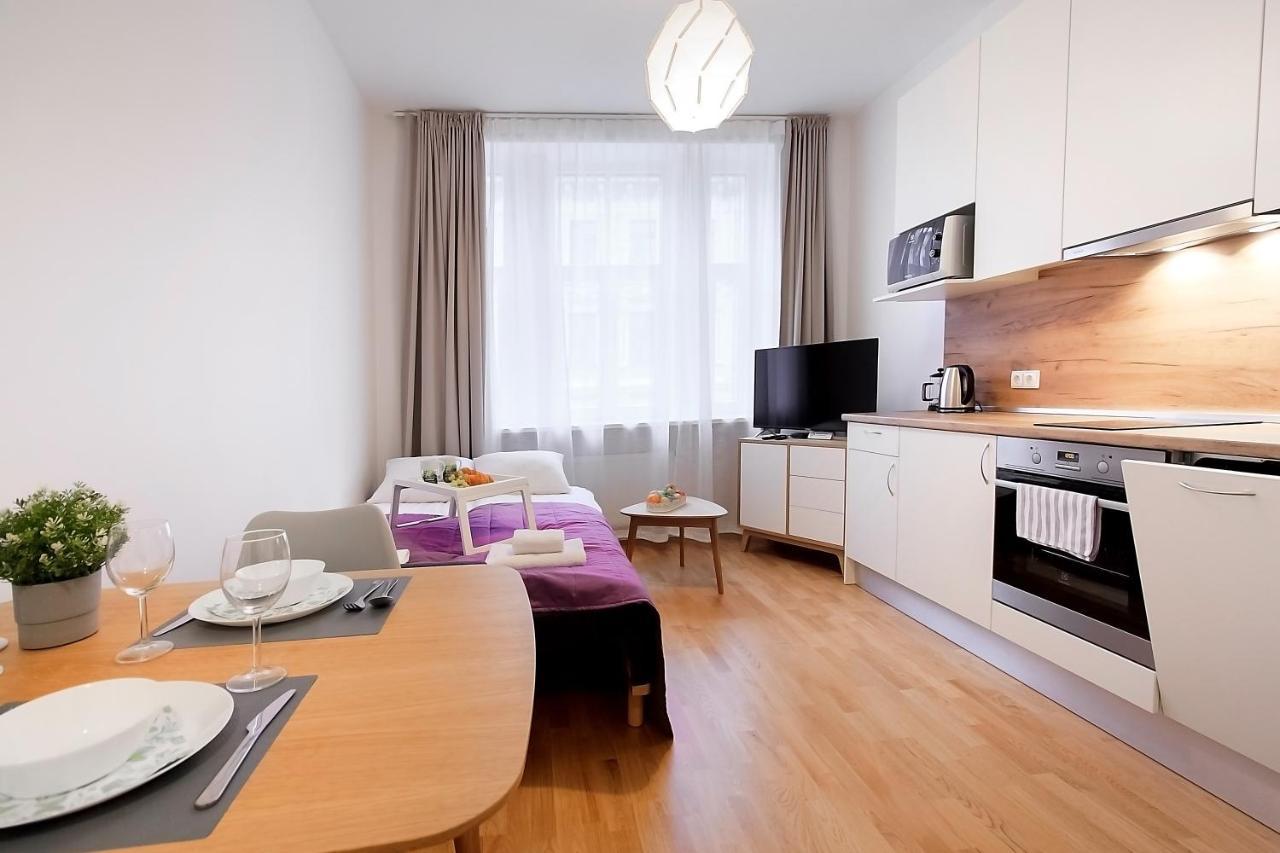 Residential Barona Apartments In Riga Centre Ngoại thất bức ảnh