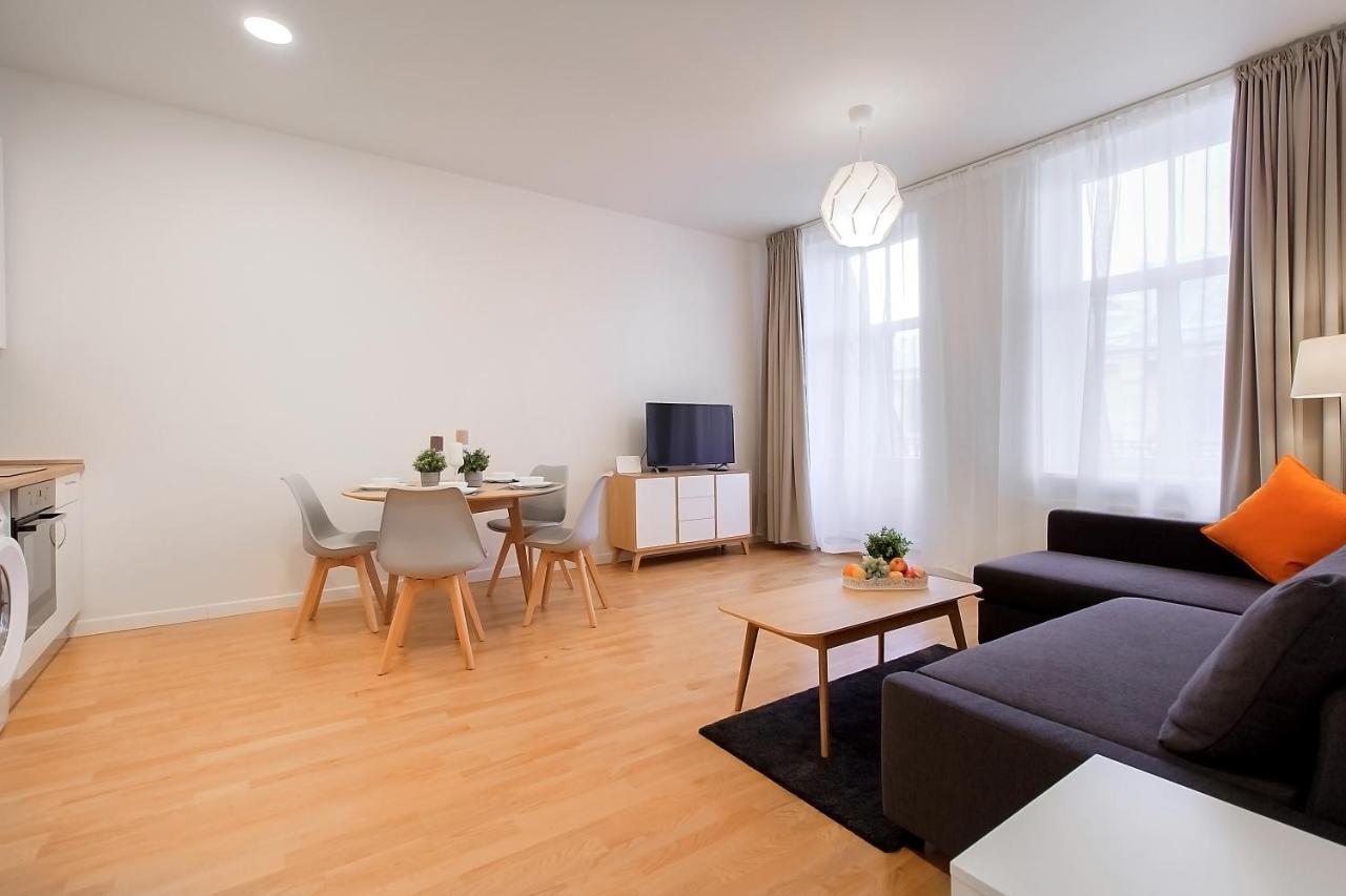 Residential Barona Apartments In Riga Centre Ngoại thất bức ảnh