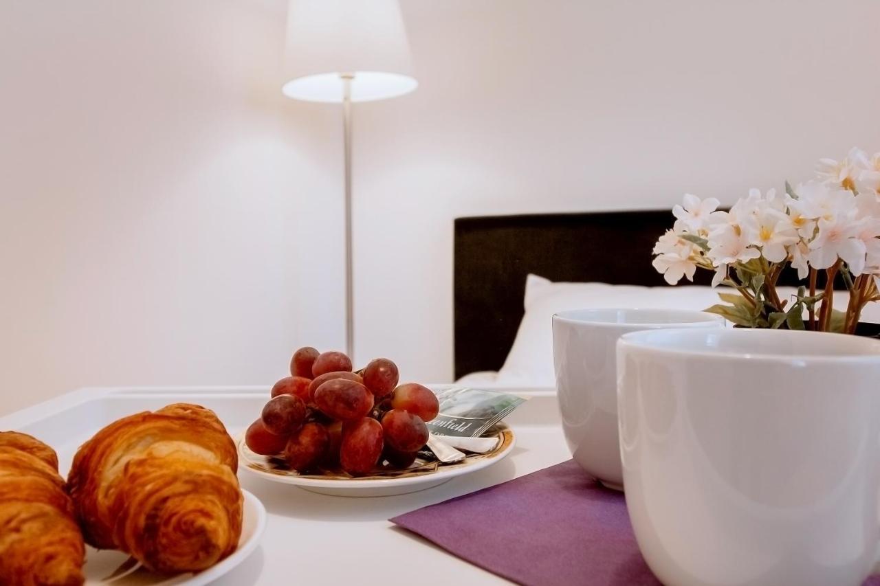 Residential Barona Apartments In Riga Centre Ngoại thất bức ảnh
